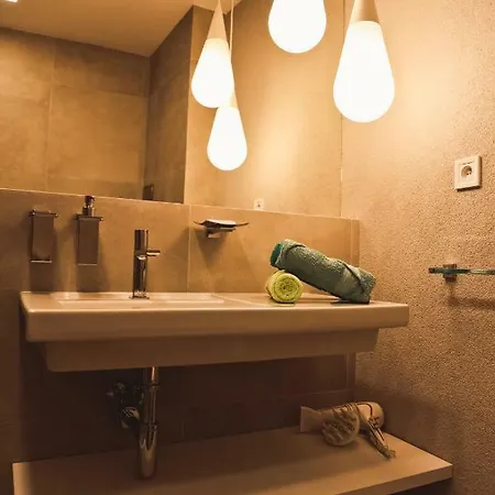 Ah Corner House * Kosice